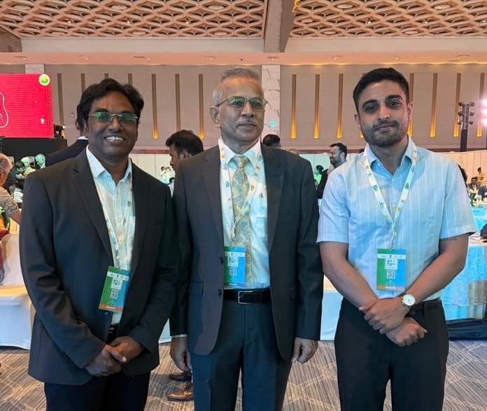 Muneender Jillella and Aditya Chhabra with Shri Vikas Rastogi, Additional Chief Secretary, Govt of Maharashtra