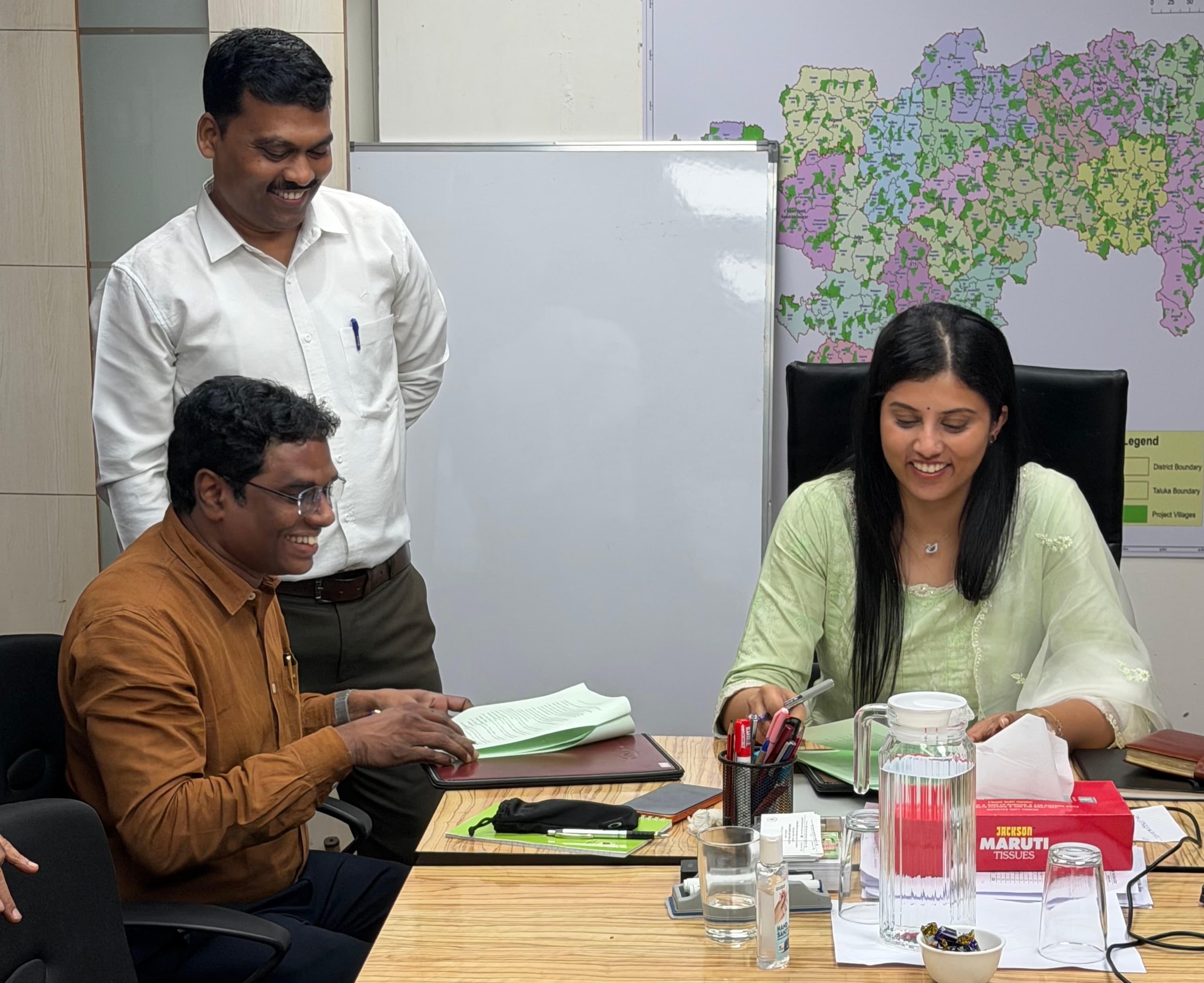 Kenpath signing the MoU with the Department of Agriculture, Government of Maharashtra